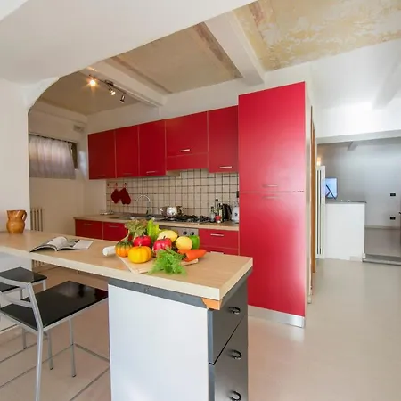 Sleeps 6