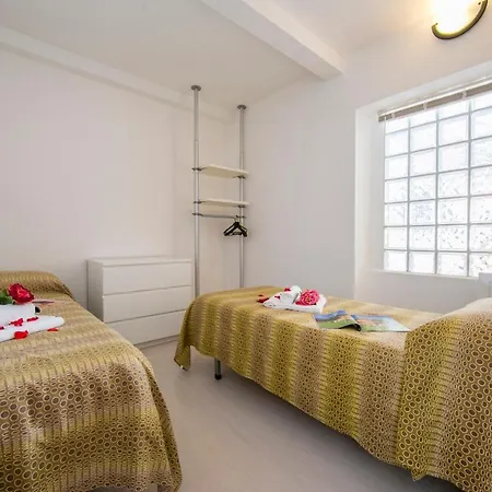 Sleeps 6 Lägenhet