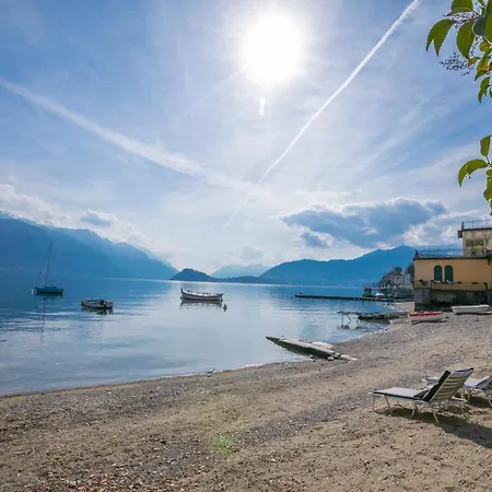Sleeps 6 *