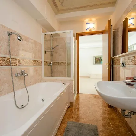 Sleeps 6 Lägenhet *