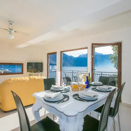 Lägenhet Sleeps 6